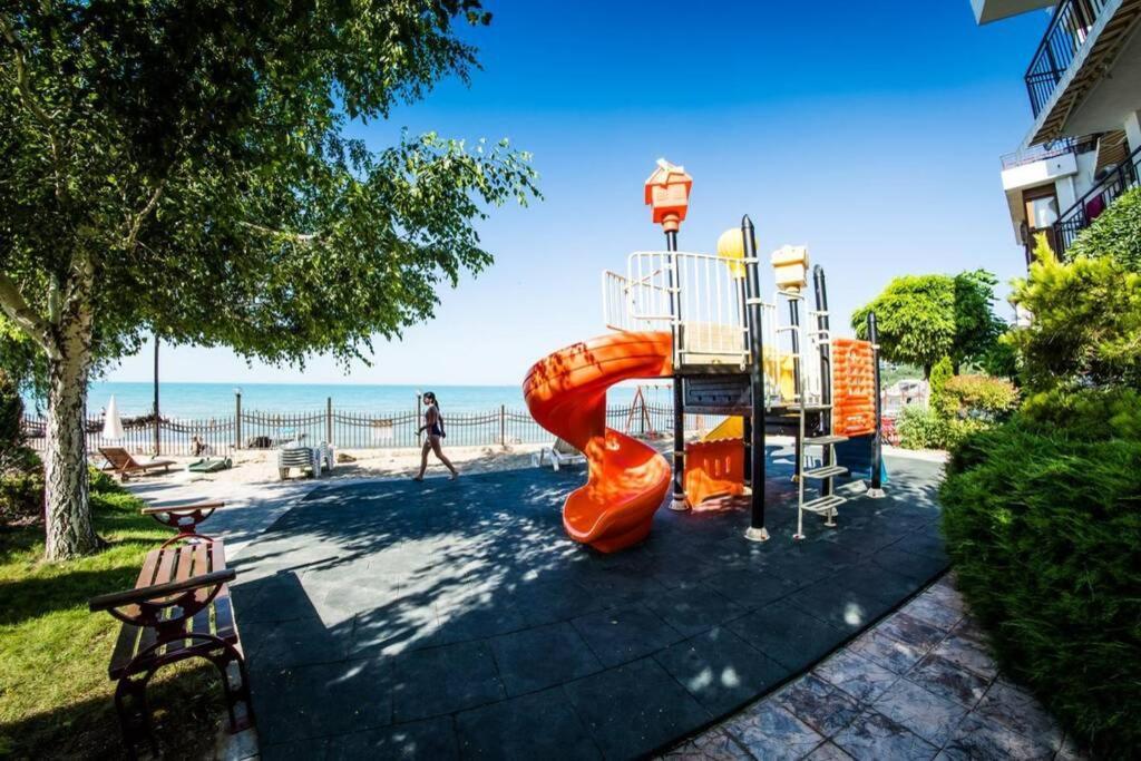 Messambria Fort Beach - Premium Apartments النايت المظهر الخارجي الصورة